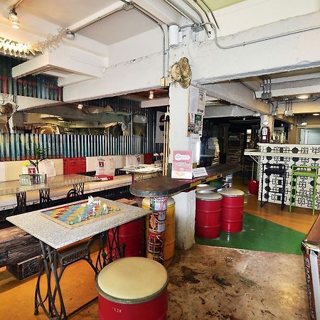 Zen Rooms Silom 14 กรุงเทพมหานคร ภายนอก รูปภาพ